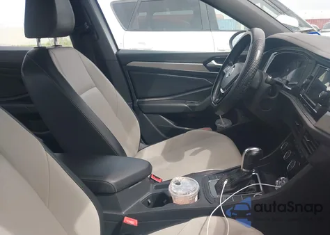 2019 Volkswagen Jetta 1.4T R-Line/1.4T S/1.4T Se z USA, uszkodzony, nr VIN 3VWC57BUXKM078354